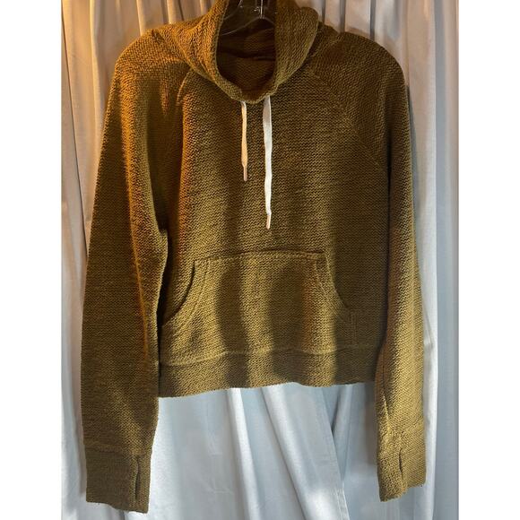 Offline by Aerie Mock Neck pull over sweater Size Medium - Picture 1 of 6